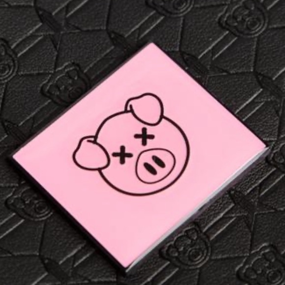 SOLD OUT ‼️ Jeffree x Shane Dawson Makeup Bag - Picture 2 of 3